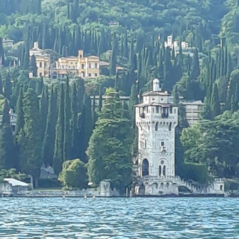 La torre dal lago