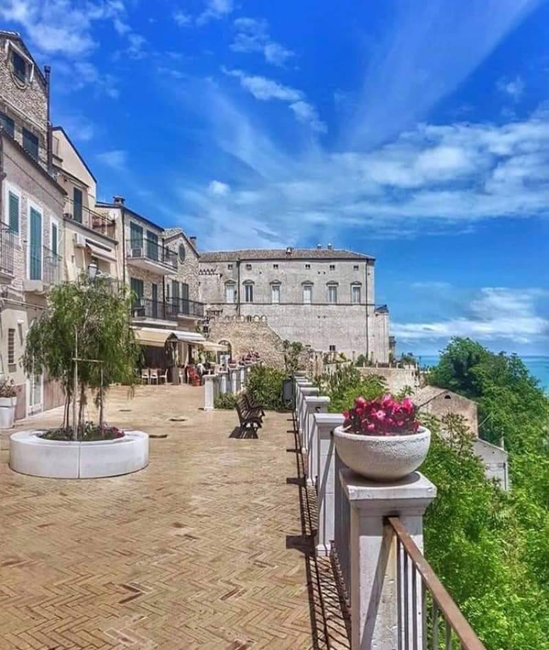 Vasto belvedere g. b.