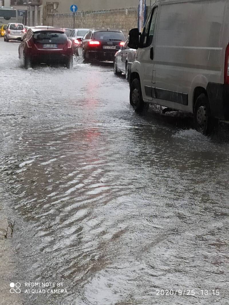 Via napoli Pioggia torrenziale
