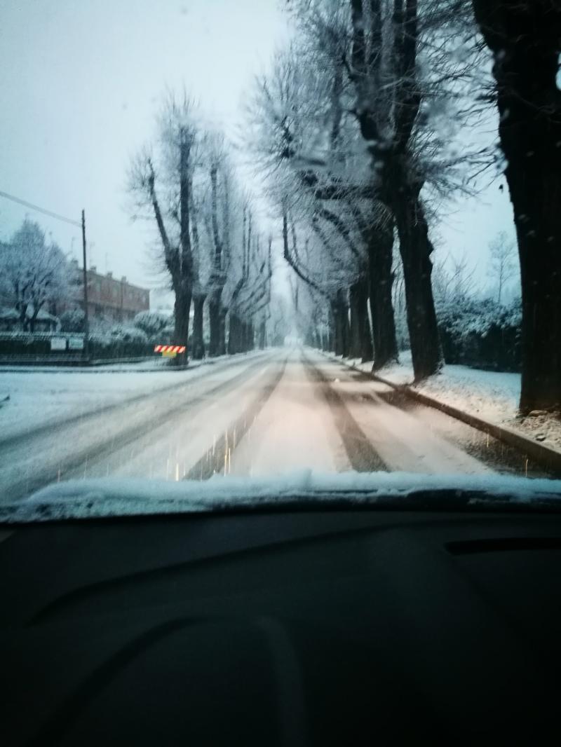 Ore 8.00 nevica ancora