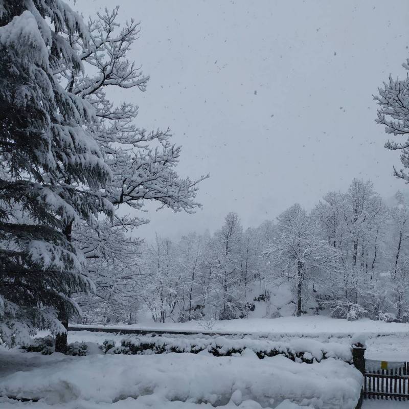 Nevica forte caduti gia' 10 cm