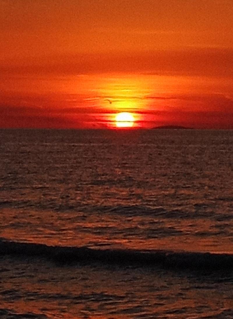 Tramonto a rodi con sfondo tremiti