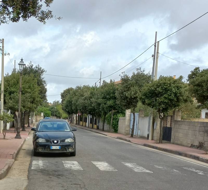 Non ha piovuto ancora e' piena di polvere