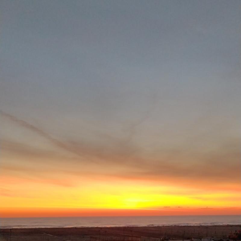 A rivederci. buongiorno amore.
