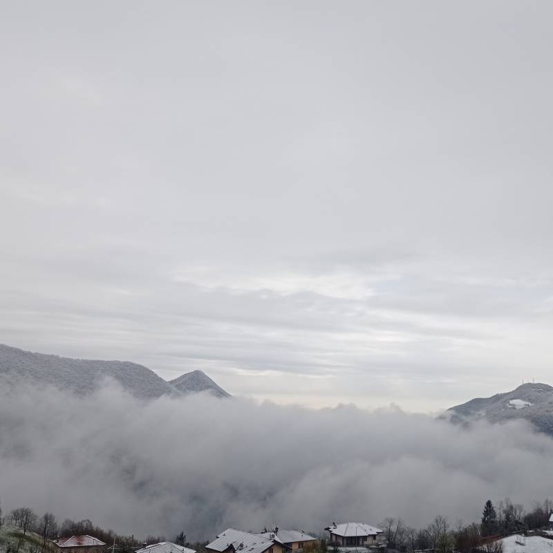 Un po' di neve e' arrivata.