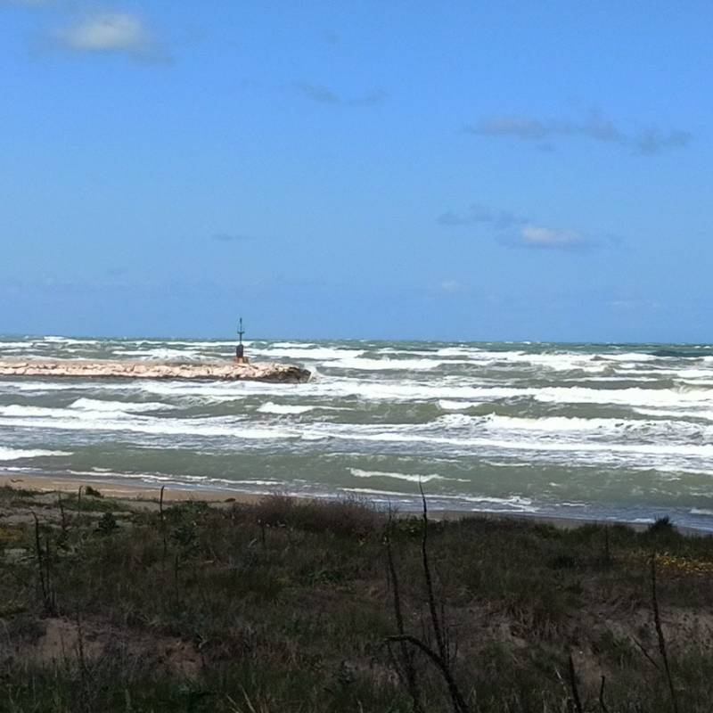 10 aprile 2022.mare in tempesta.