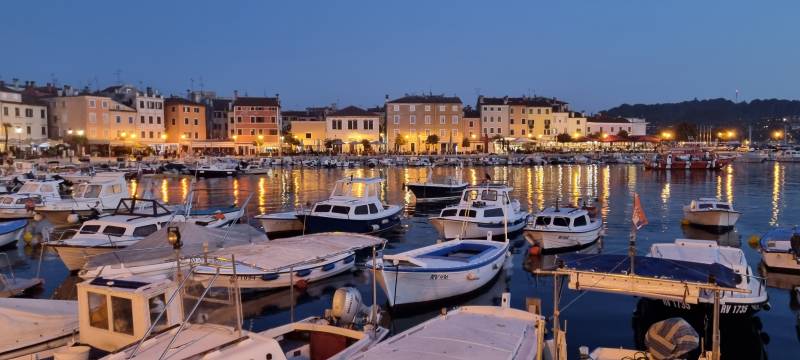 Rovigno dal porto.