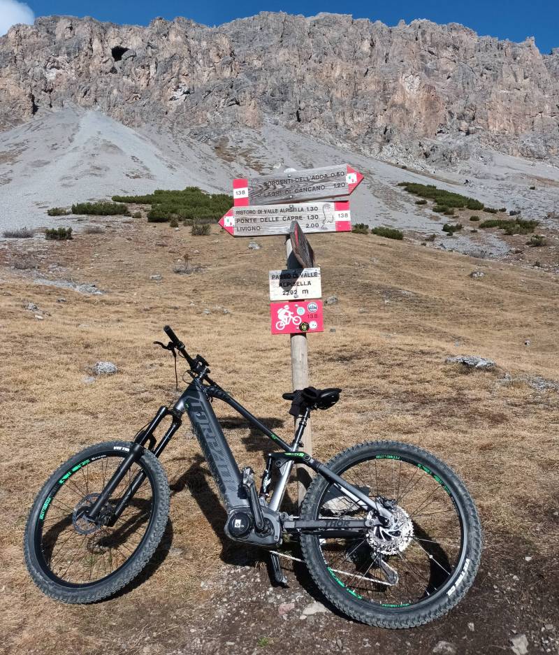 passo di val alpisella q.2292