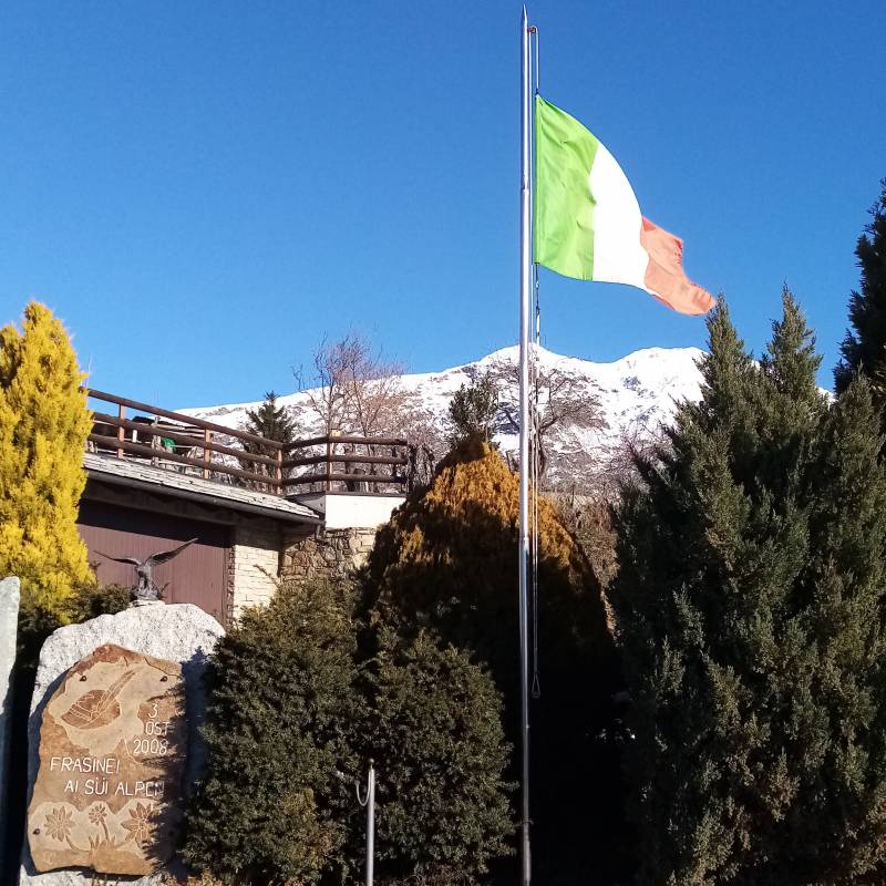 neve in quinzeina vento in paese