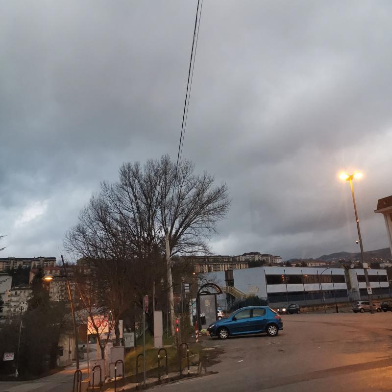 Nuvoloso a tratti