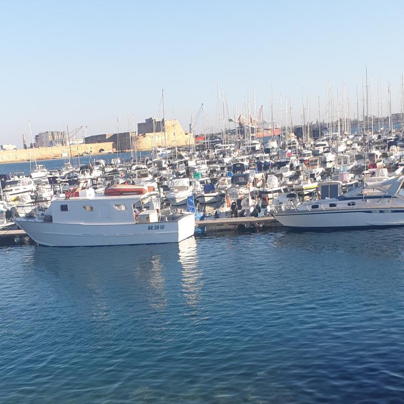 Fotosegnalazione di Brindisi aeroporto