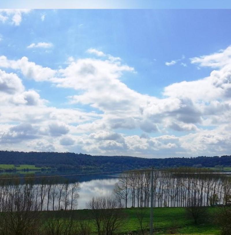 la perla dei sabatini il lago di martignano