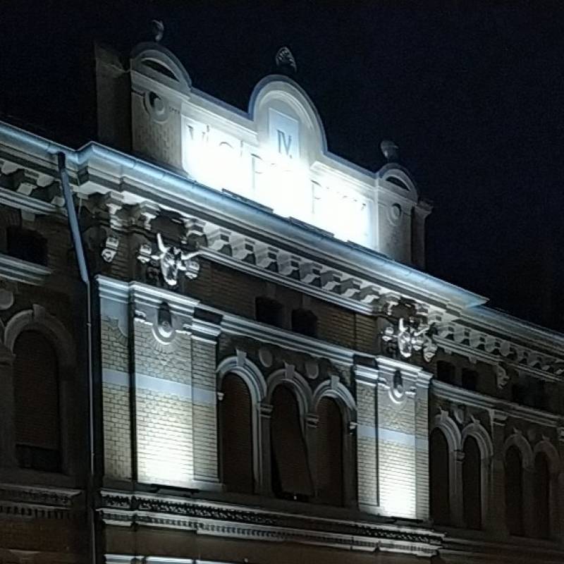 Fotosegnalazione di Erzse'betva'ros