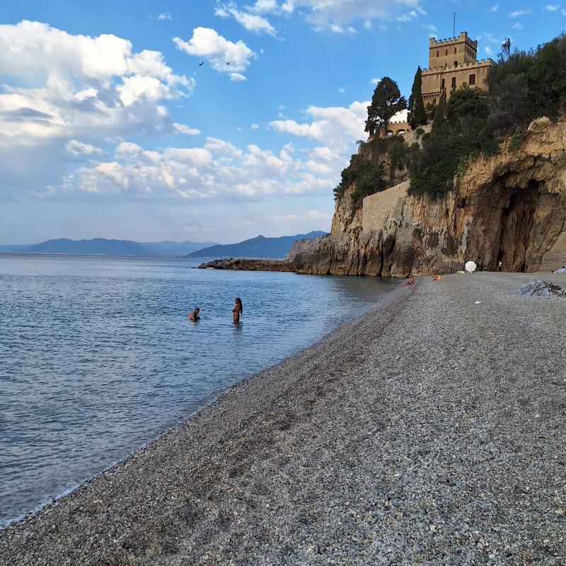 Fotosegnalazione di Finale ligure