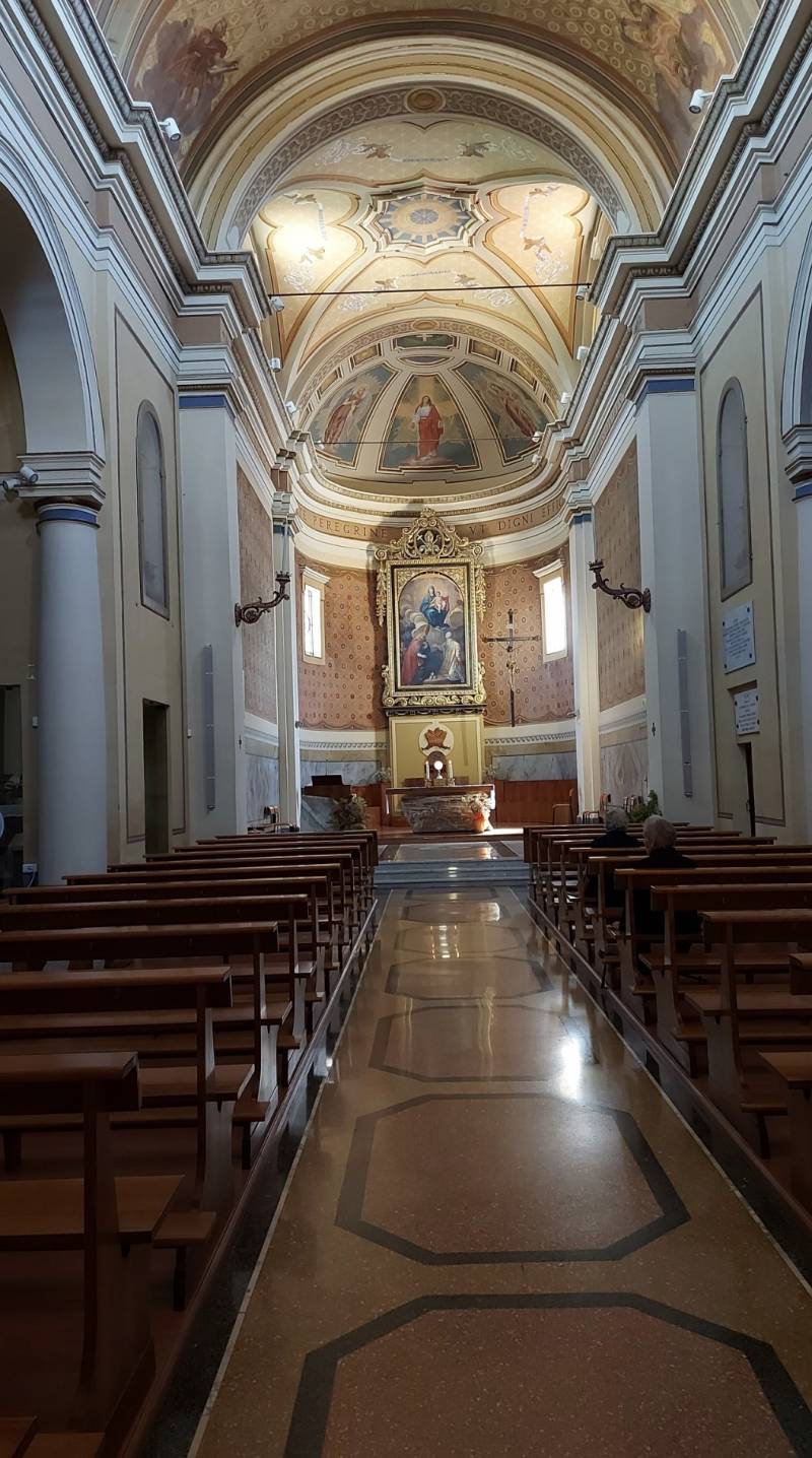 interno chiesa san pellegrino ripe