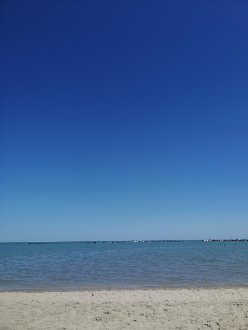 bellissimo cielo terso.