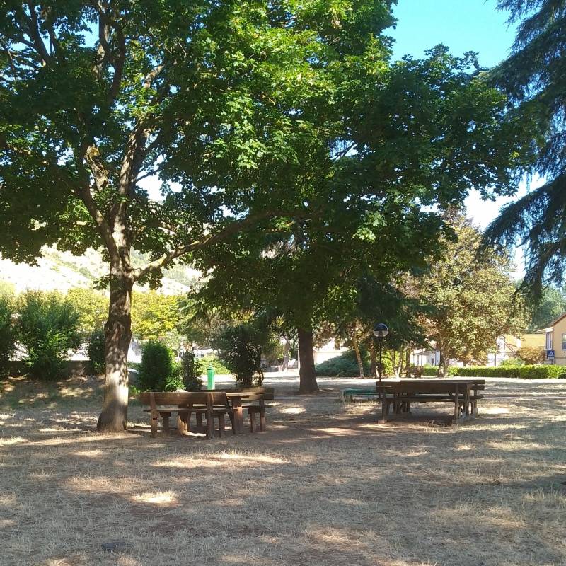 Fotosegnalazione di Bussi sul tirino