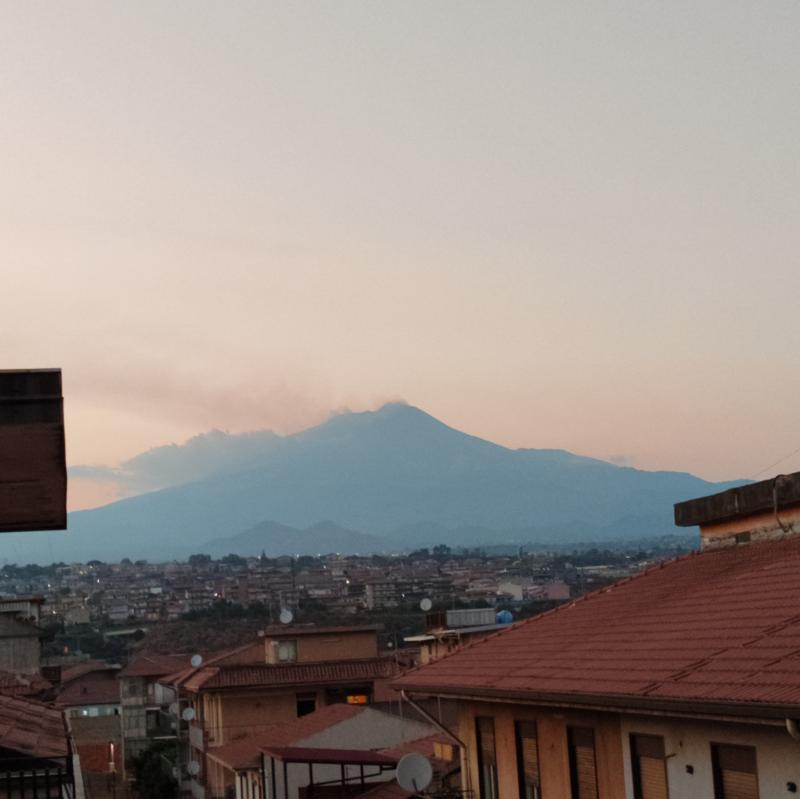 Da Misterbianco vista etna tutto sereno