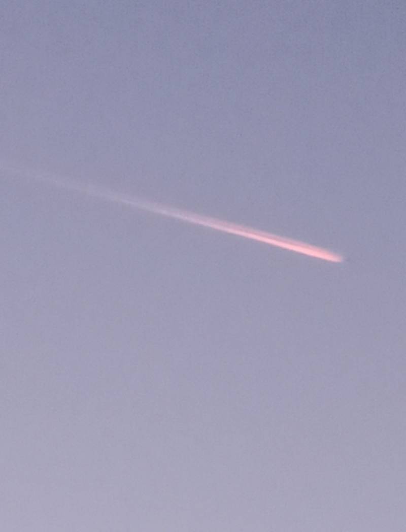 tramonto scia aereo