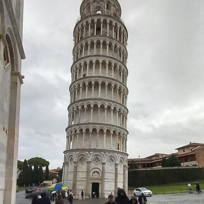 Fotosegnalazione di Pisa porta nuova