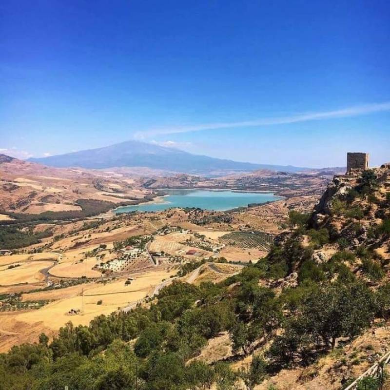 Vista S.nicola lago pozzillo Agira