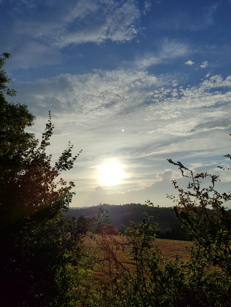 tramonto con velature