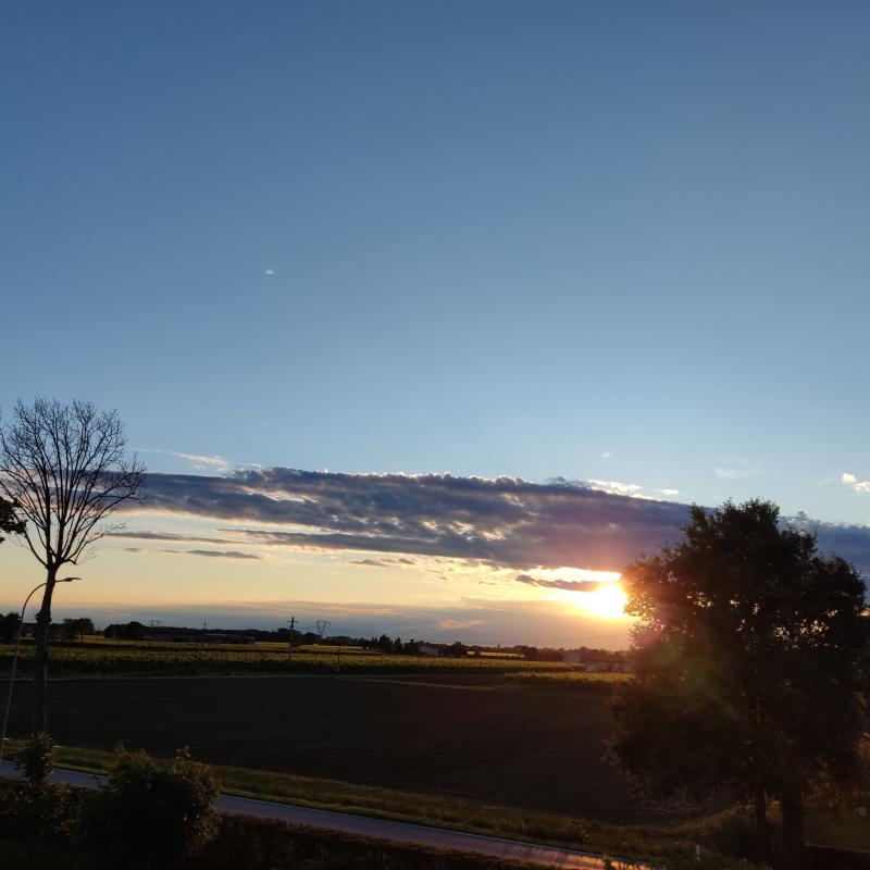 E il sole ci saluta....