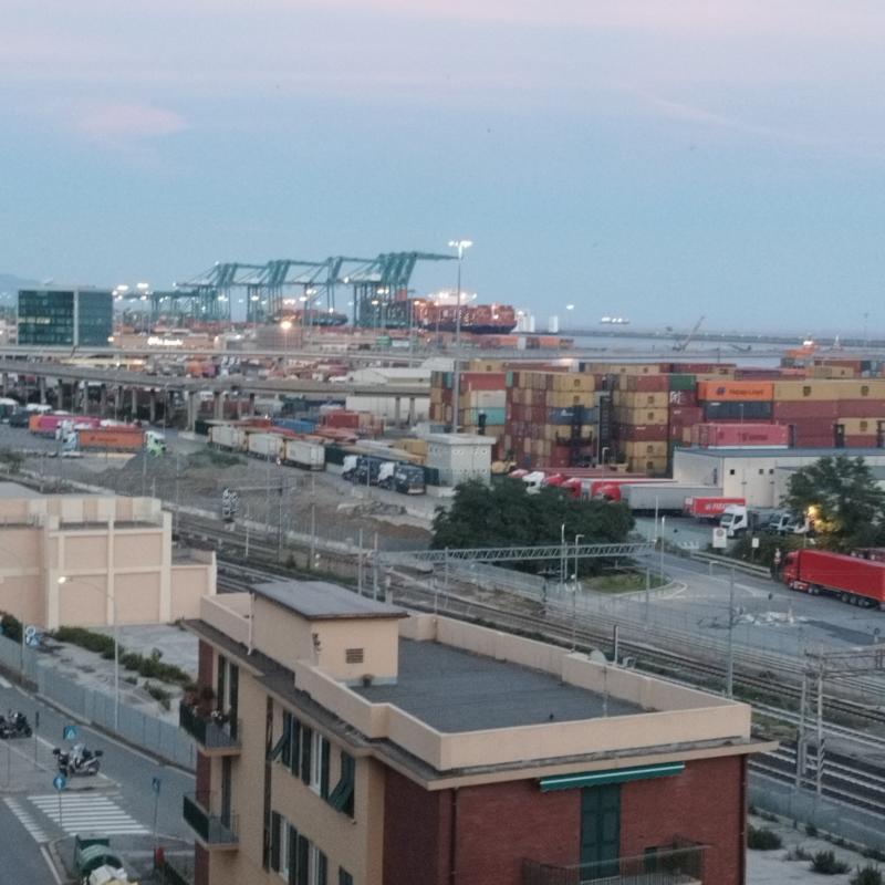 Fotosegnalazione di Genova voltri
