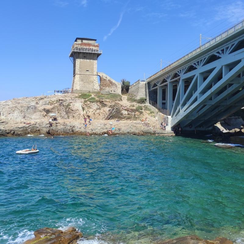 Fotosegnalazione di Livorno sud - montenero