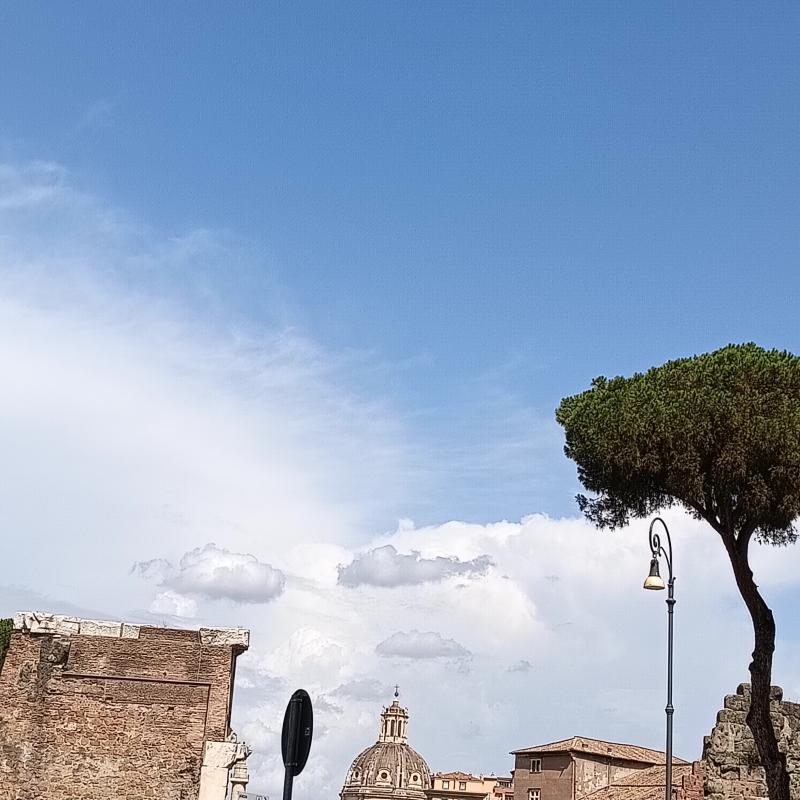 Fotosegnalazione di Roma monti