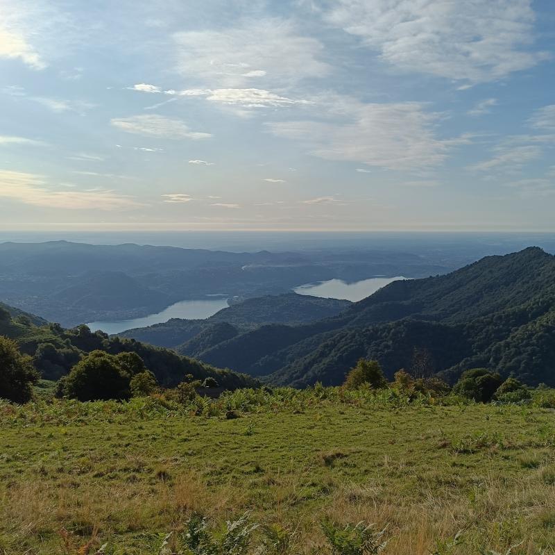 Rifugio alpe sacchi di tutta lago d'orta e pianura padana