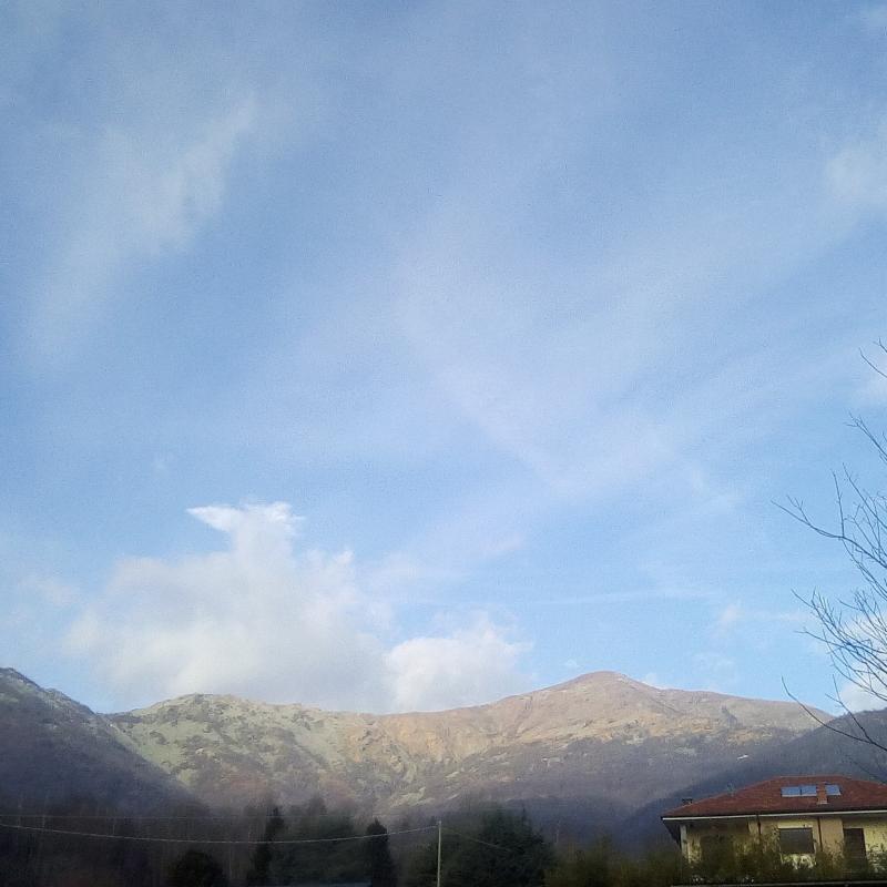 Bello con velature l aria molto fredda
