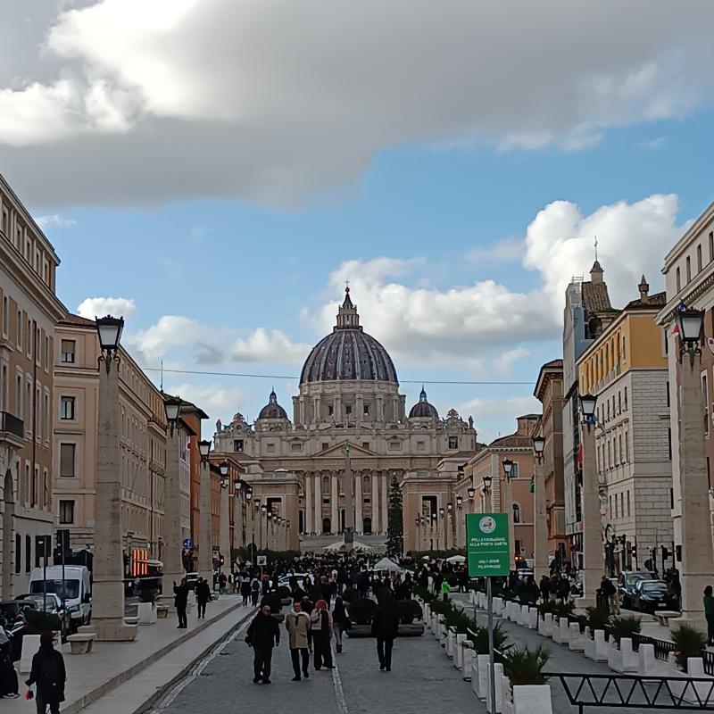 Fotosegnalazione di Citta' del vaticano
