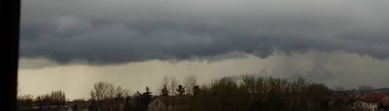 forte temporale aggira prato re