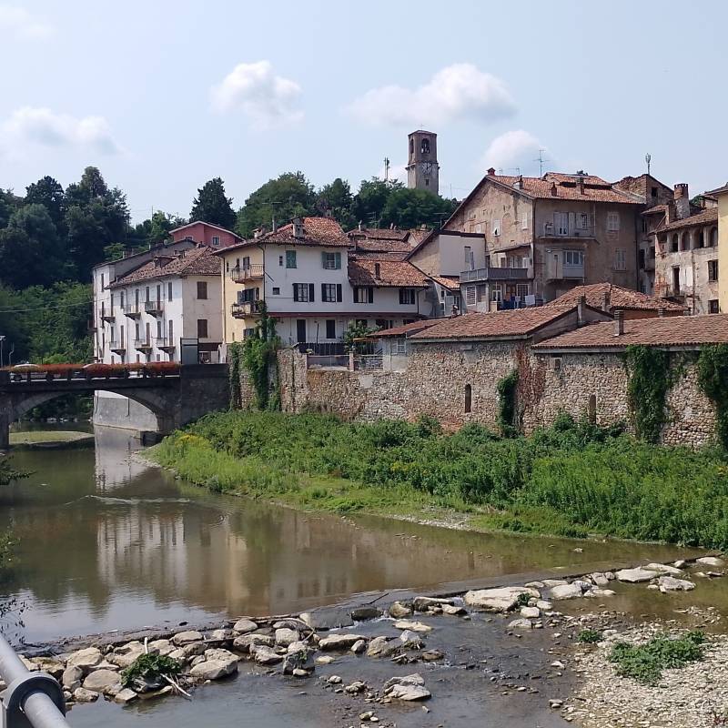 Ceva centro storico medievale fiume cevetta