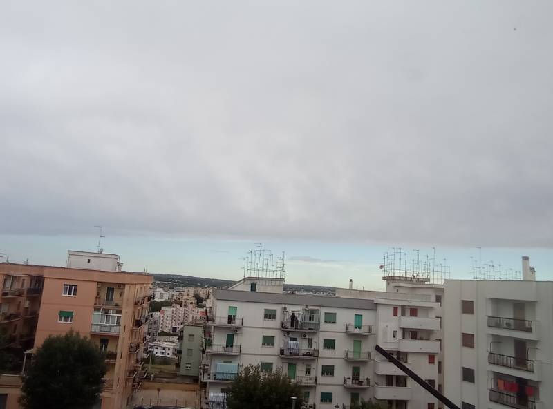 cielo al termine di rovescio di pioggia.
