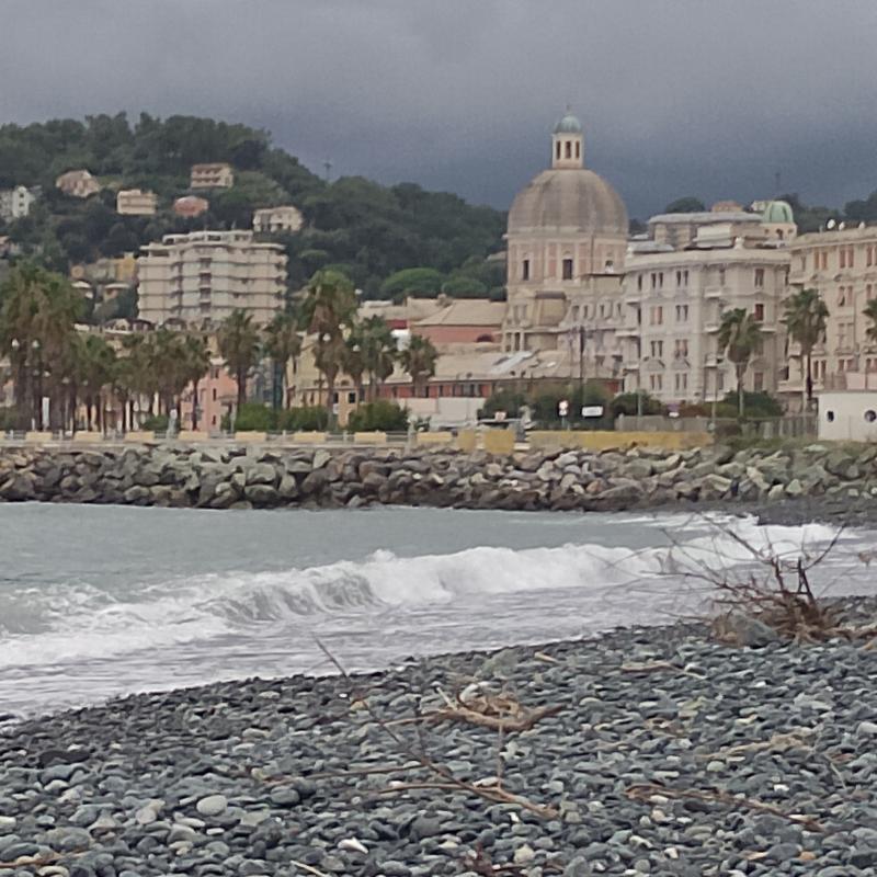Genova pegli lungomare vista da levante