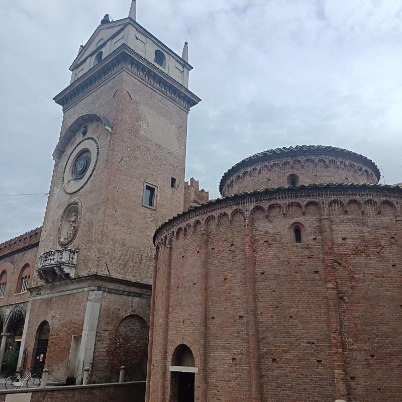 Fotosegnalazione di Mantova centro
