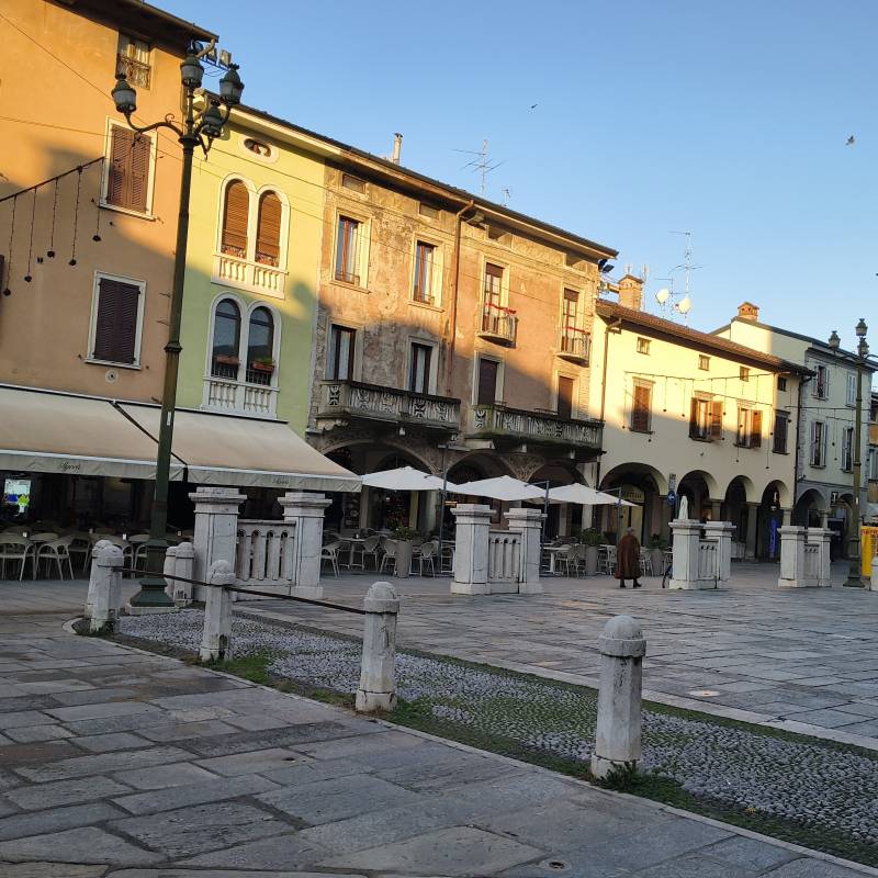 Fotosegnalazione di Romano di lombardia