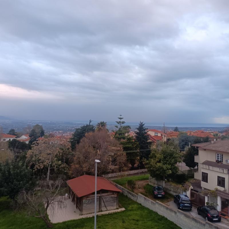 Coperto con possibilita' di pioggia