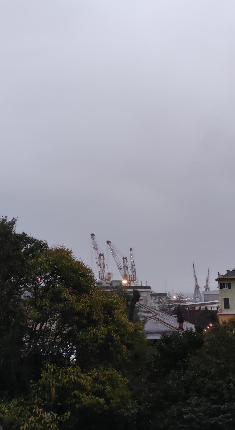 piove di nuovo.