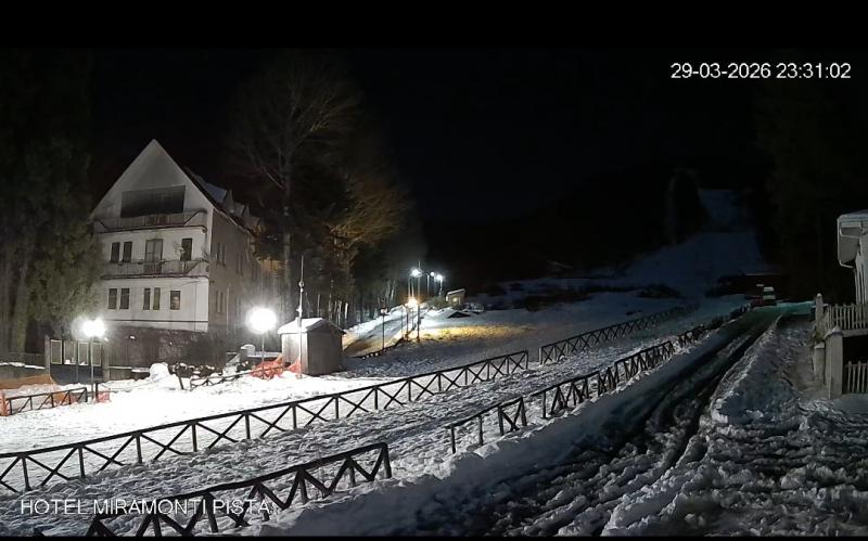 Gambarie cielo sereno ed paesaggio innevato