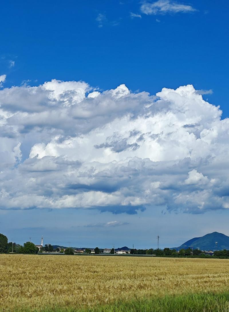 nuvole sui colli euganei