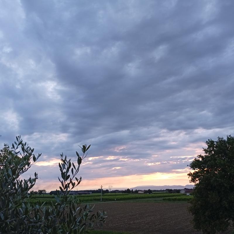 Tramonto con le nuvole....