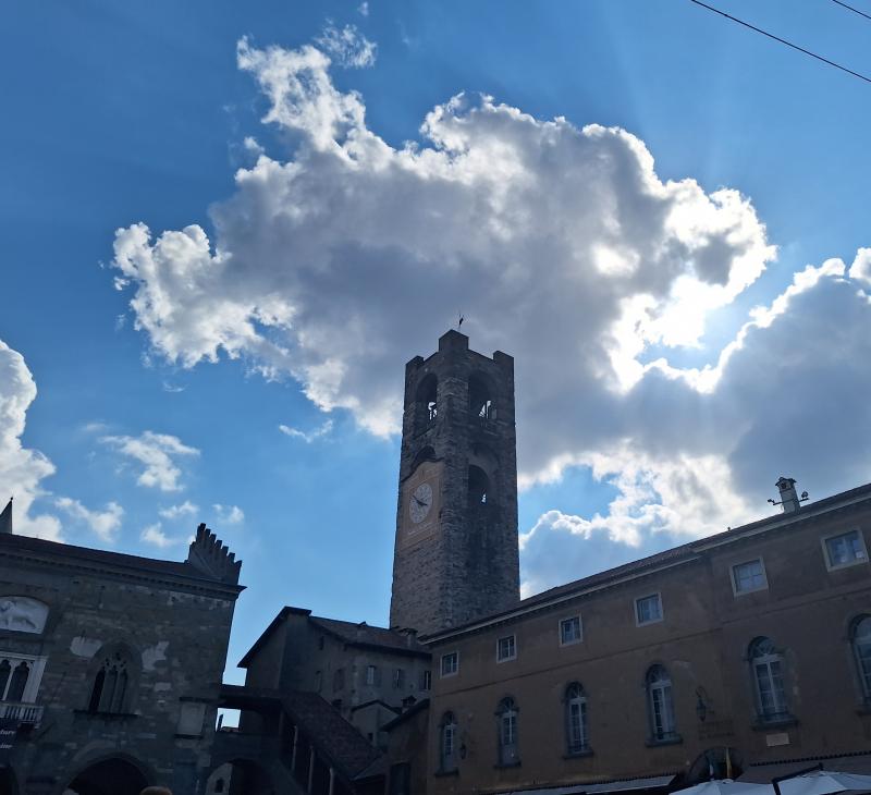 e' il compleanno di chiara