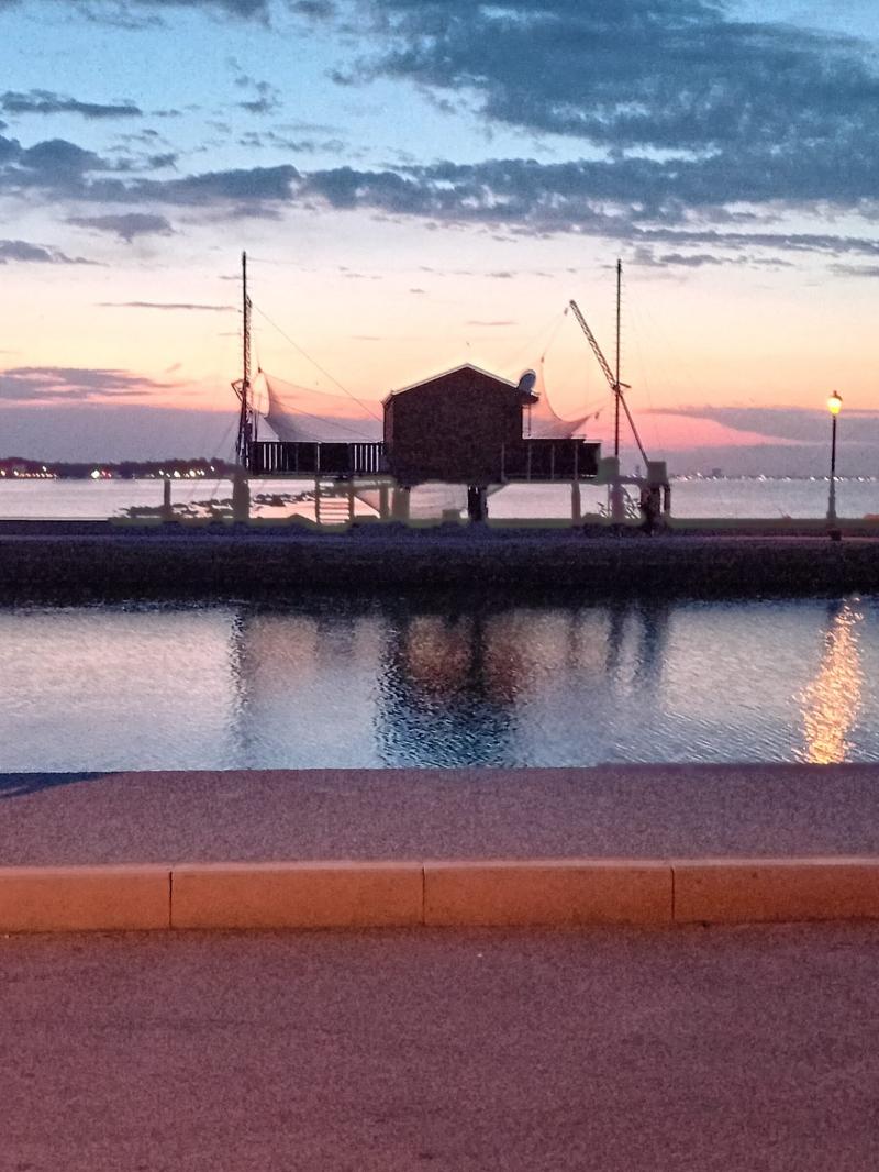 tramonto dal canale di cesenatico