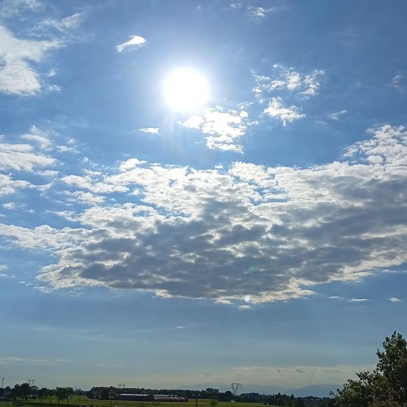 Sole e nuvole...