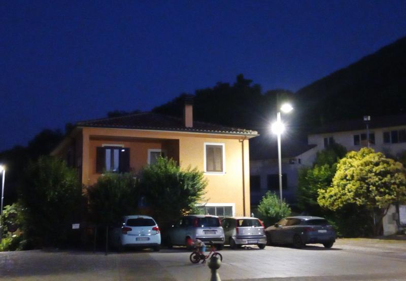 splendida sera di paese.