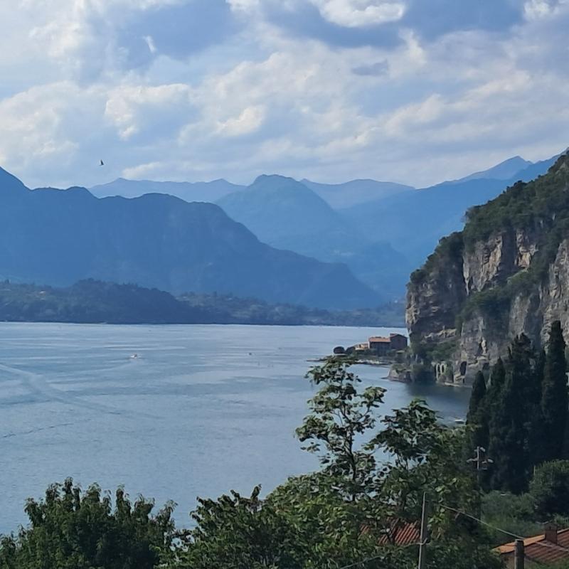 Fotosegnalazione di Mandello del lario