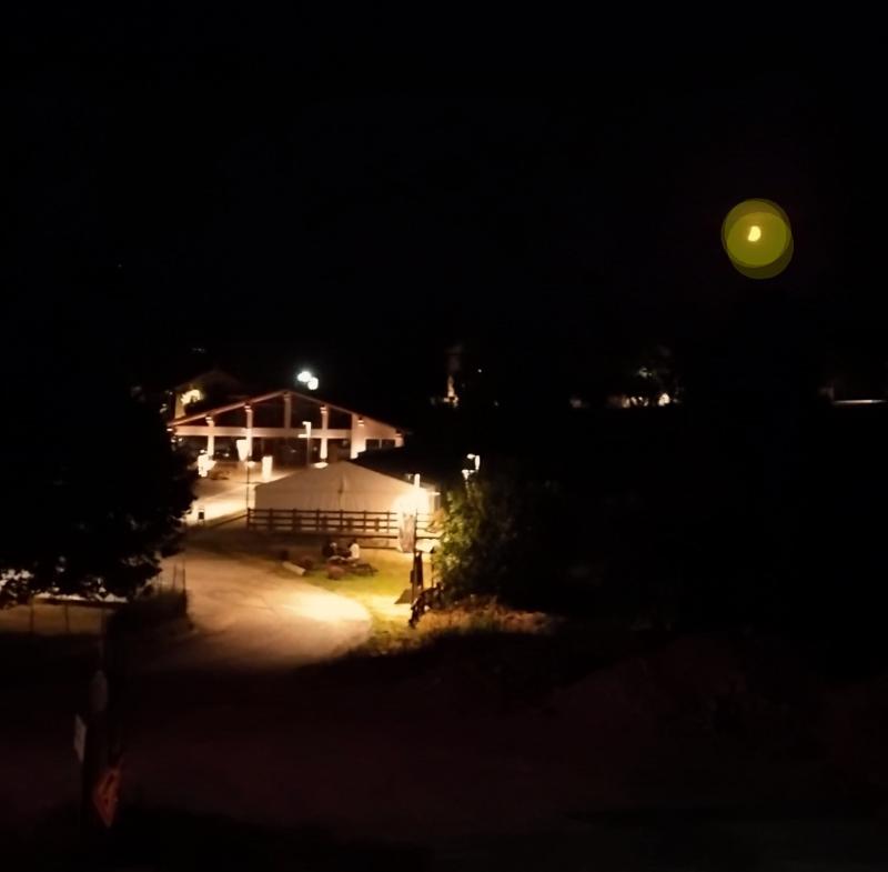 e per compagna la luna....
